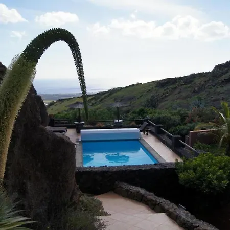 Dom wakacyjny Castillo Lanzarote Winni By Interhome